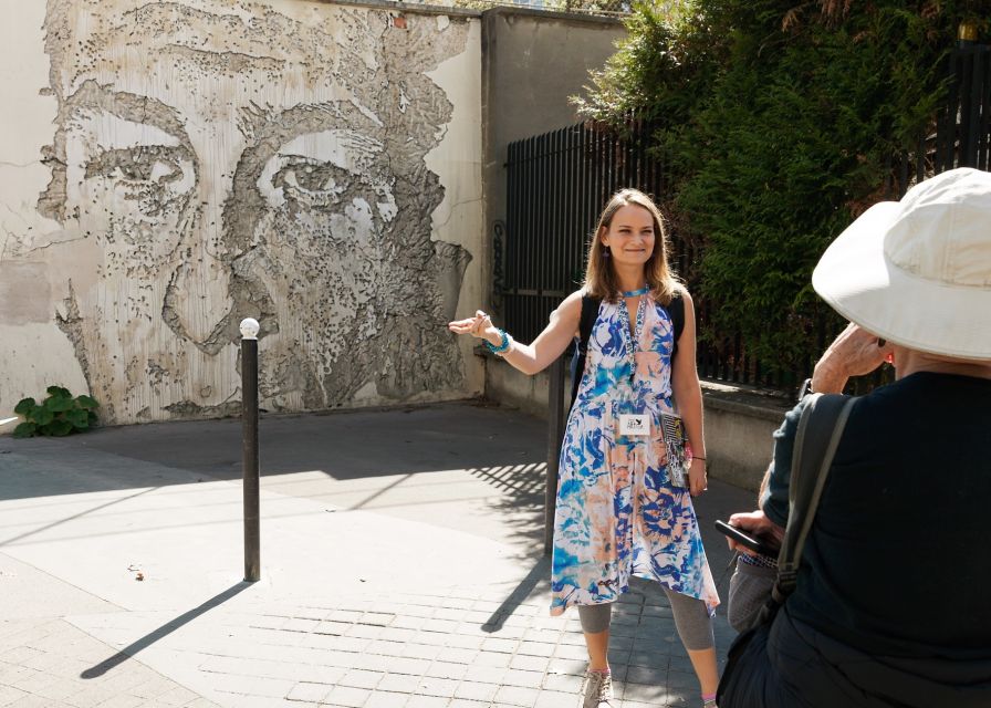 Paris: Urban Art Murals Walking Tour with an Expert - Meeting point and the first five minutes that matter