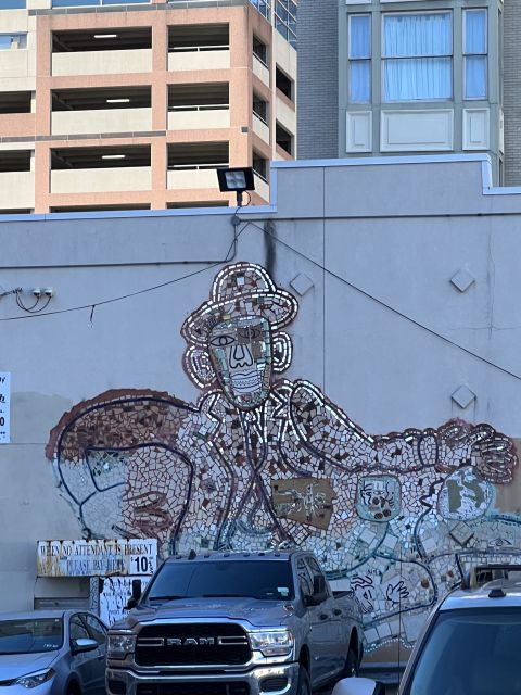 Philadelphia: Street Art Walking Tour with a Local Guide - Photo Planning: How to Get Great Shots Without Missing the Moment