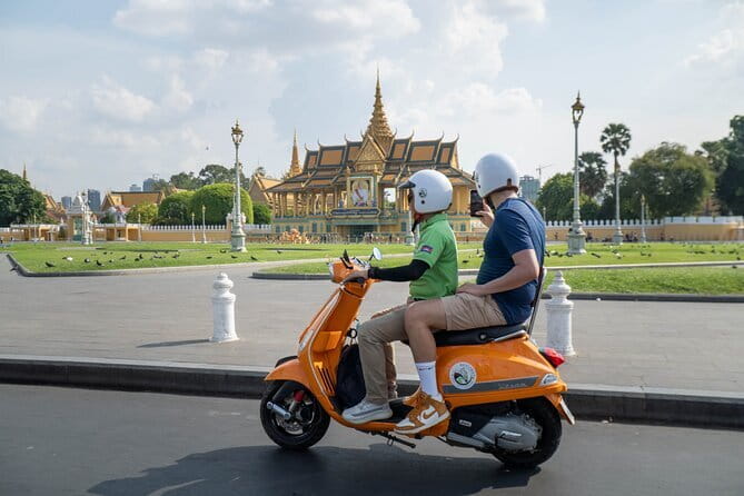 Phnom Penh: Highlights Tour Including National Museum - Key things to know before you go