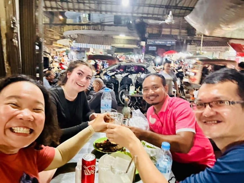 Phnom Penh: Street Art and Food Tour with Pickup and Beer - Cambodian Street Food: What You’ll Taste and Why It Works