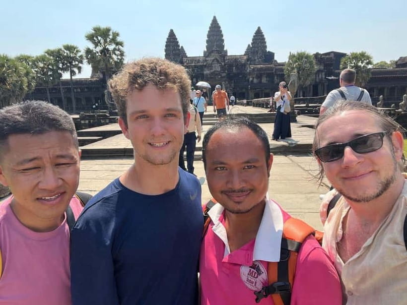 Phnom Penh: Street Art and Food Tour with Pickup and Beer - Night Market Time: Spring Rolls, Baby Eggs, and Real Evening Energy
