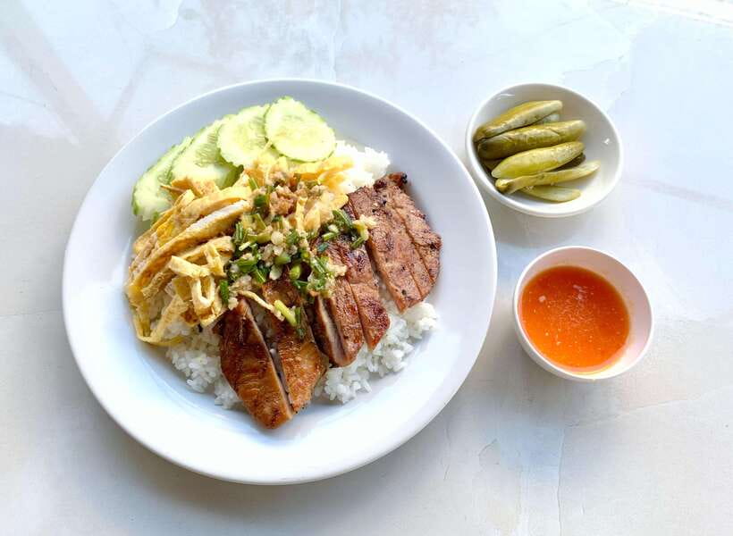 Phnom Penh: Street Art & Food Tour by Tuk-Tuk - Key reasons this tour works