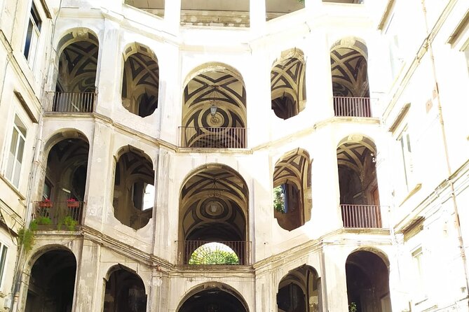 Rione Sanità Street Art and Traditions Tour for Small Groups - Palazzo Sanfelice: the architect’s legacy, early 1700s style
