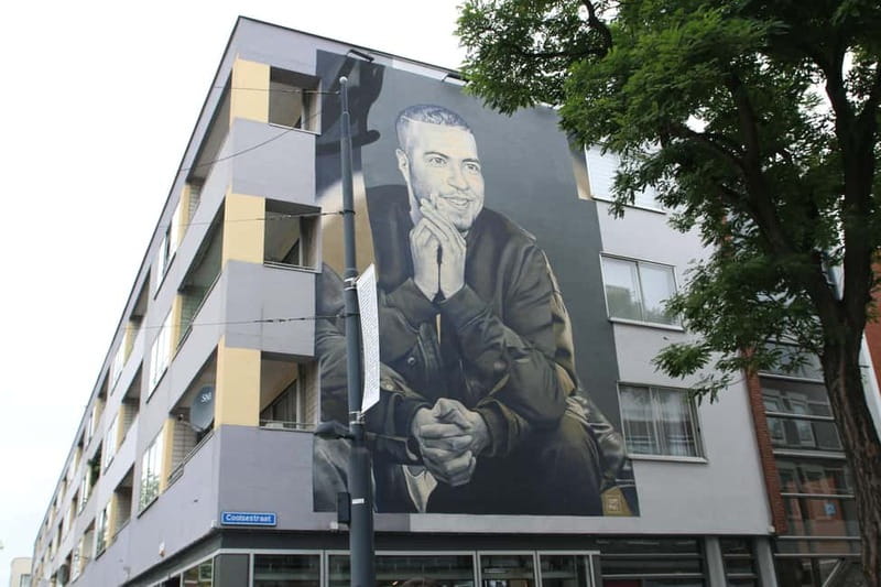 Rotterdam Street Art tour: Including specialised guide - Hunting murals in side streets and the West-Kruiskade