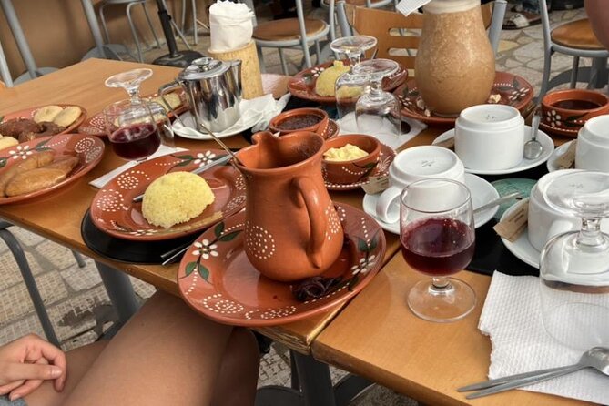 Sal island: Private Santa Maria City Tour, Street Art and Tapas - The Aperitif Break: Cape Verde Snacks and Tapas-Style Tasting