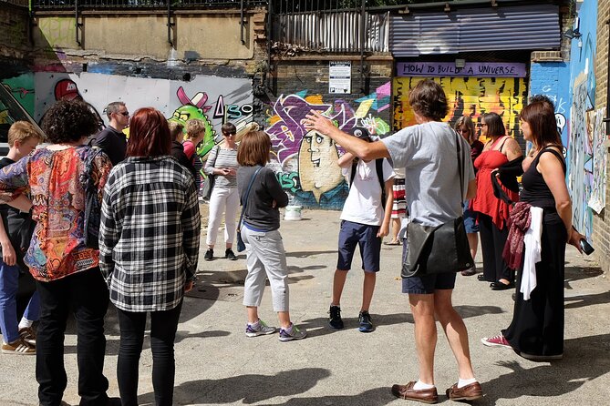 Shoreditch Street Art Tour London - Shoreditch: the ever-changing walls and why a specialist guide matters