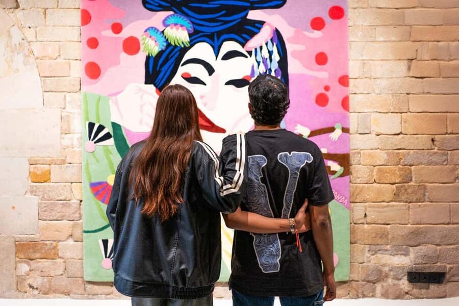 Small-Group Moco Museum Barcelona: Banksy & Modern Art Tour - Beyond Banksy: Warhol, Kusama, and the digital/NFT angle