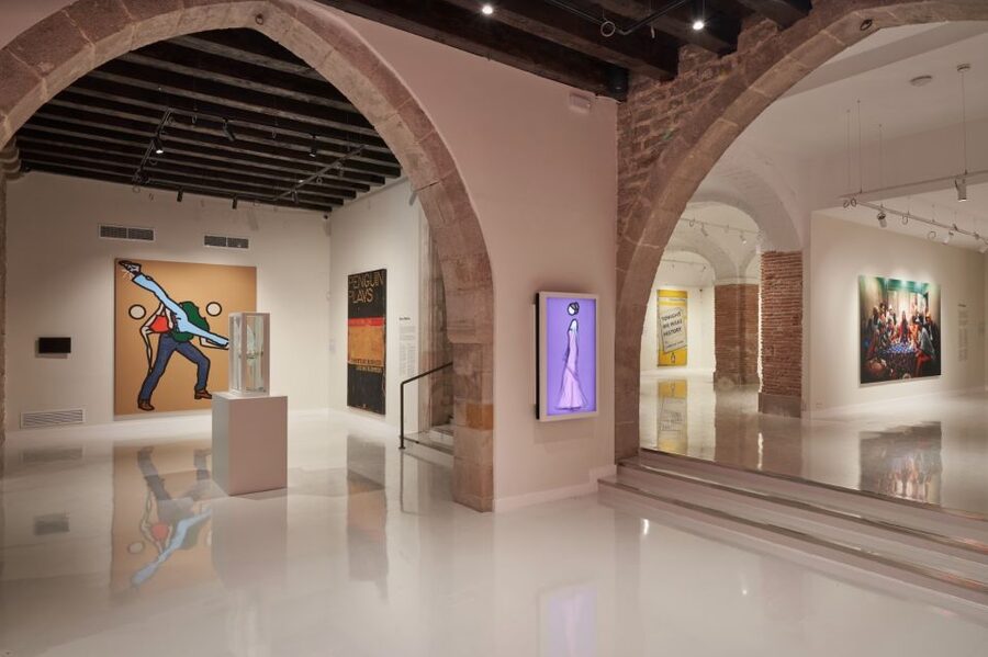 Small-Group Moco Museum Barcelona: Banksy & Modern Art Tour - Accessibility and kids: what the rules mean for you