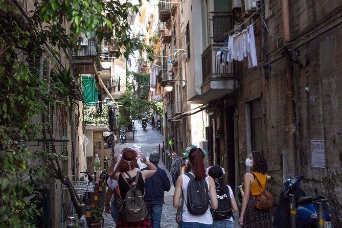 Spanish Quarter of Neaples StreetArt & Traditions, with coffee and babà - Quartieri Spagnoli Street Art at Largo Maradona