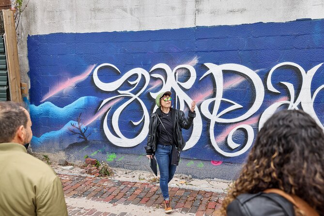 St. Pete’s Must-Do Murals Tour — The Premier Street Art Trolley - On the Trolley: How the Guide Makes Each Mural Click