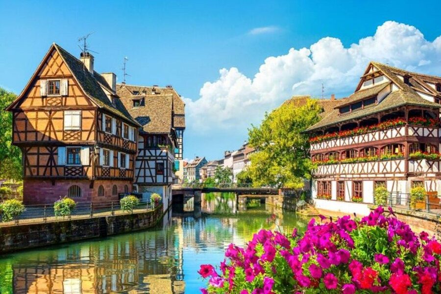 Strasbourg : Private Street Art Tour - Starting at 7 Rue des Frères: a practical meet-up