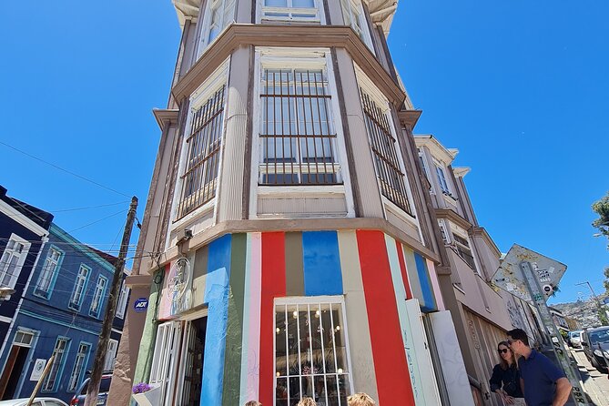 Street Art in Valparaiso and Wines in Casablanca from Santiago - Key Highlights at a Glance