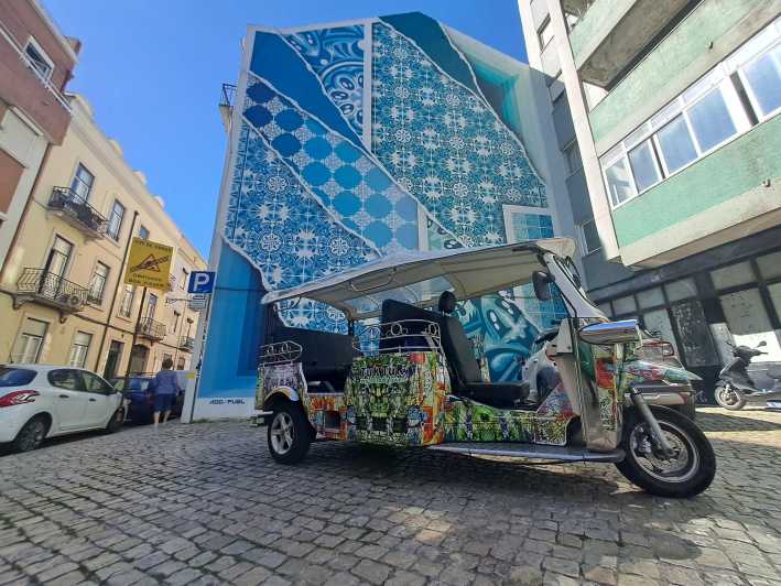 Street Art Lisbon: Tuk Tuk Tour - Getting started at Chapéus Lisboetas (and how pickup works)