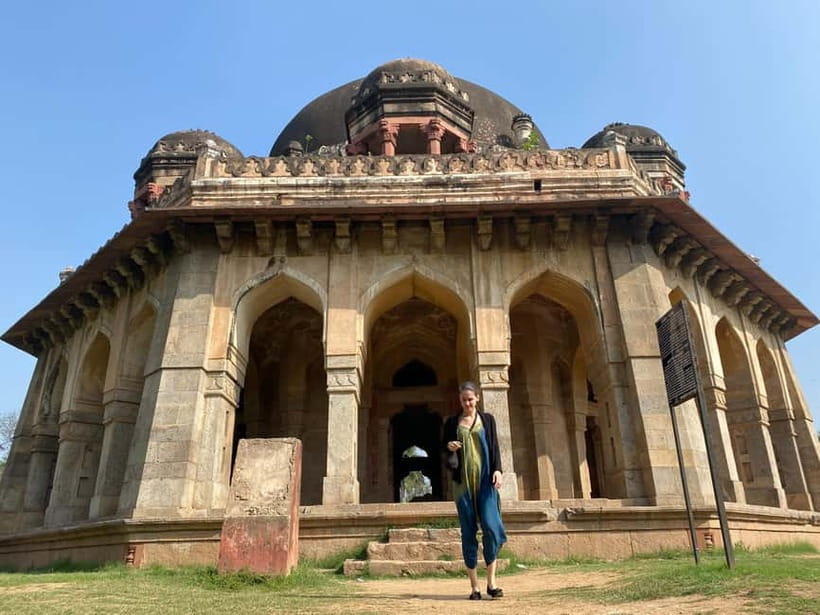 Street Art Walk with Chai & Snack - Lodhi Gardens and the calm between murals
