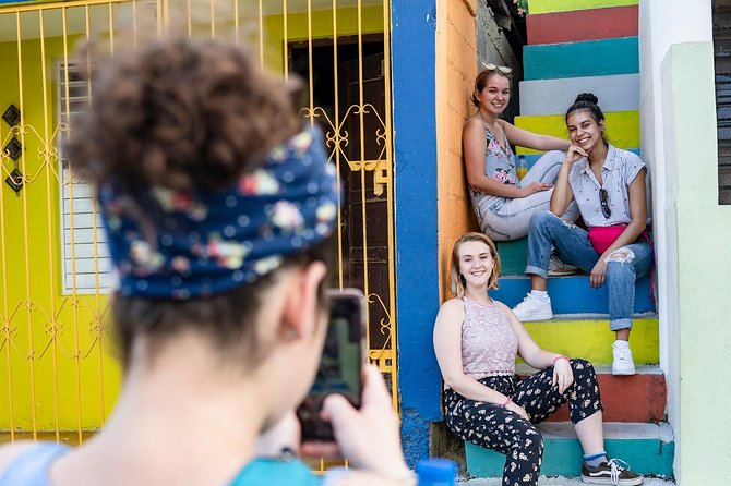 Street art walking tour in Santiago (art walk) - Included food and drinks: why it adds real value