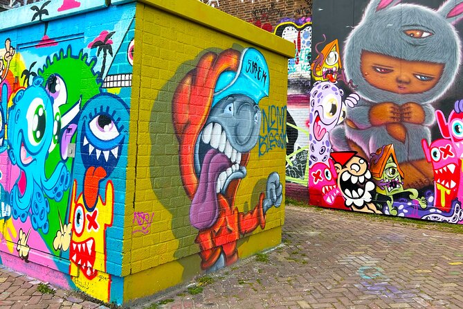 Street Art Walking Tour, private local Dutch guide - How a local Dutch guide makes street art make sense fast
