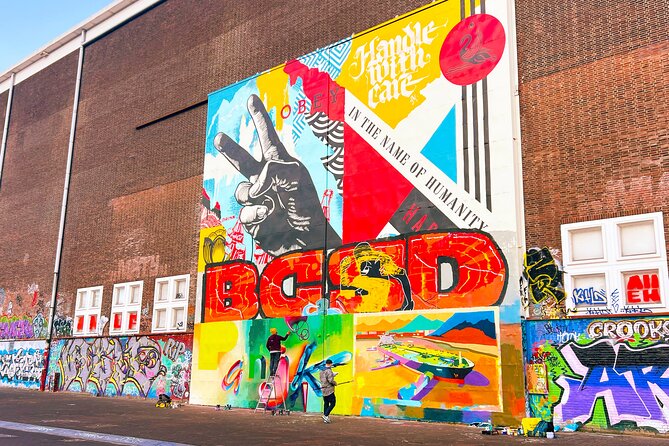 Street Art Walking Tour, private local Dutch guide - Route flow, timing, and where the tour starts and ends