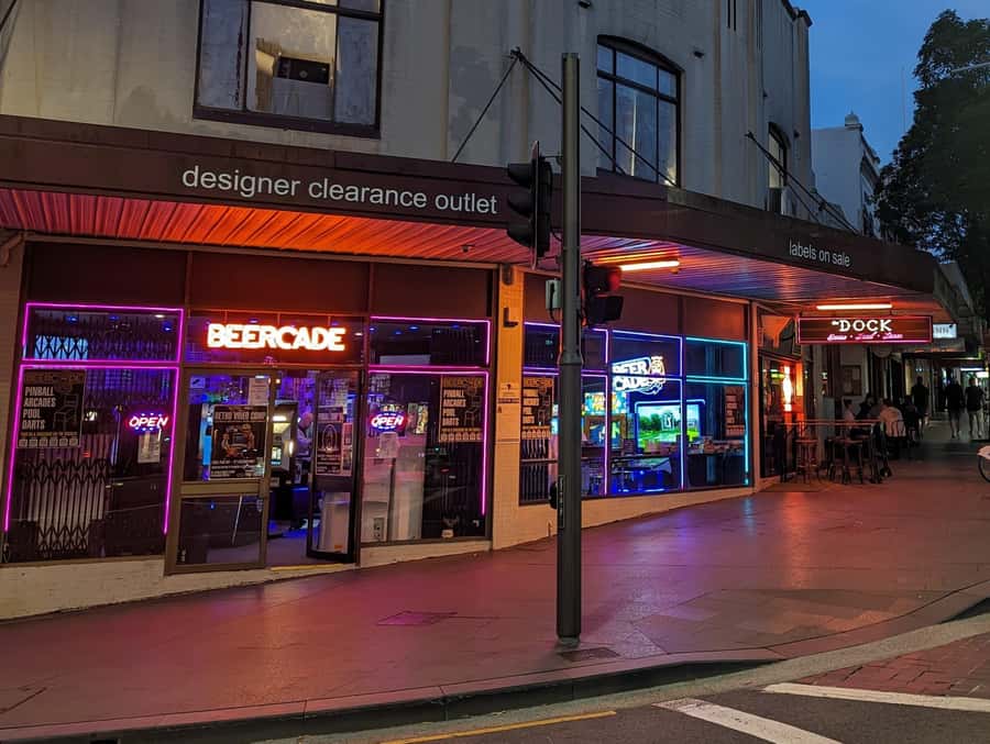 Sydney: Street Art & Small Bar Tour with Complimentary Drink - Newtown & Enmore Road on Wednesdays
