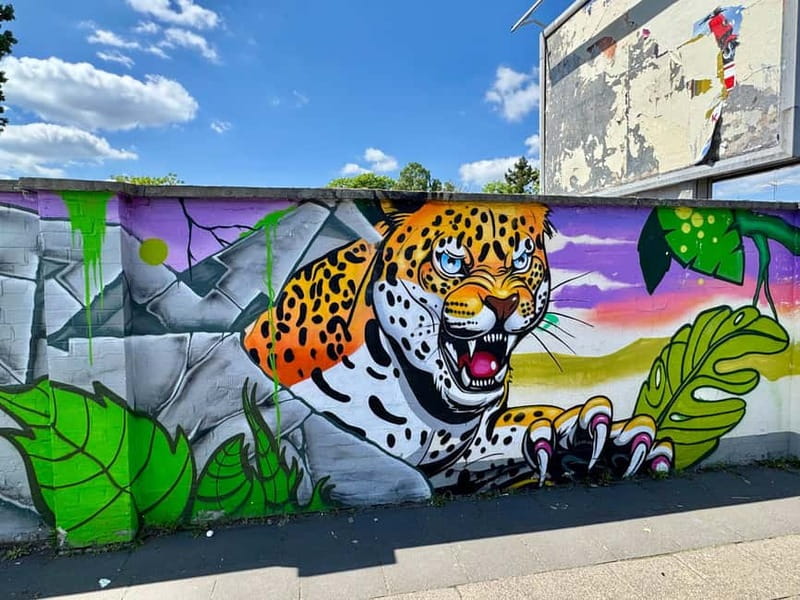 The second street art guided tour of Ehrenfeld - A realistic 2-hour neighborhood walk (with time to look)