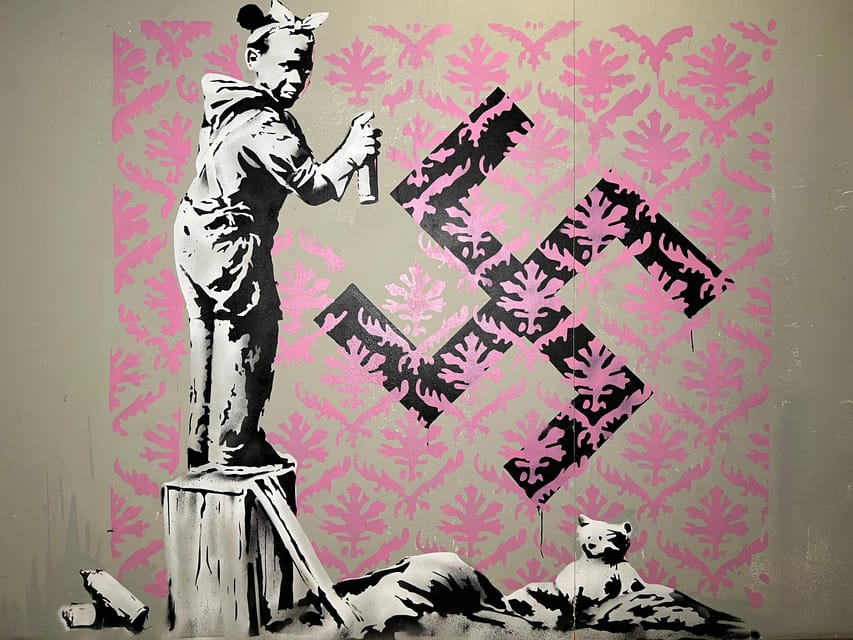 THE WORLD OF BANKSY. THE IMMERSIVE EXPERIENCE - MILANO VARESINA 204 - Materials and production choices: what those surfaces mean