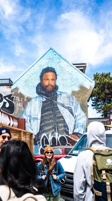 Toronto: Must Do NonTouristy Street Art Tour by local Artist - Meeting at Loveless Café & Bar: The One Detail That Prevents Confusion
