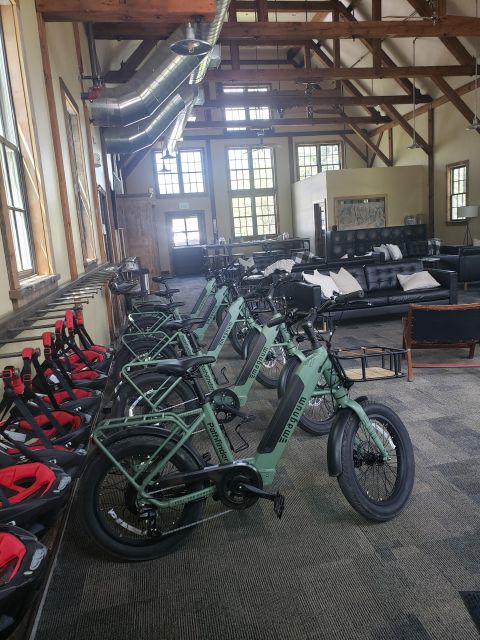 Urban Art and Historical Electric Bike Tour - Key things that make this tour work