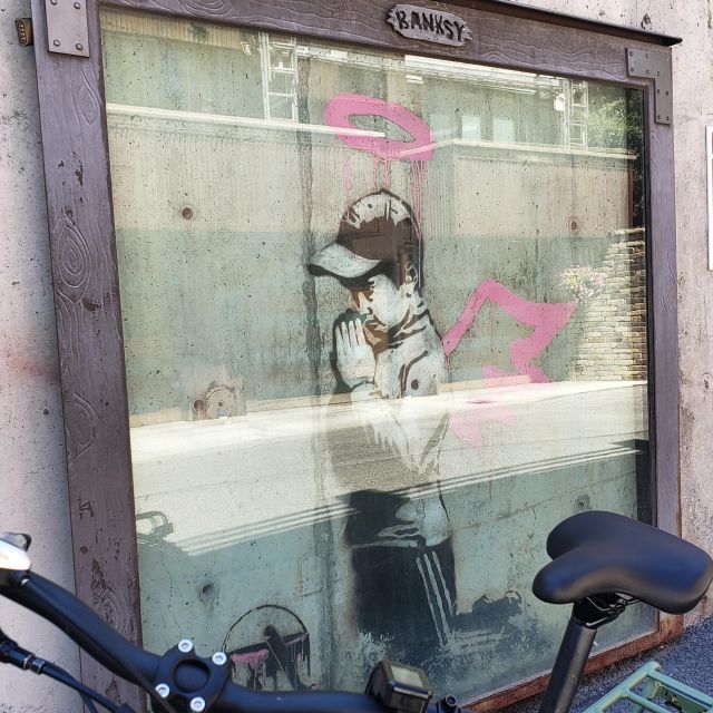 Urban Art and Historical Electric Bike Tour - What’s included, what’s not, and the small rules that keep it smooth