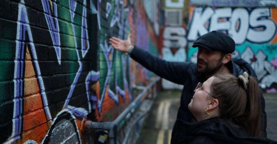 Urban Canvas: Exploring Shoreditch's Vibrant Street Art - Where you start, where you finish, and how to plan your timing