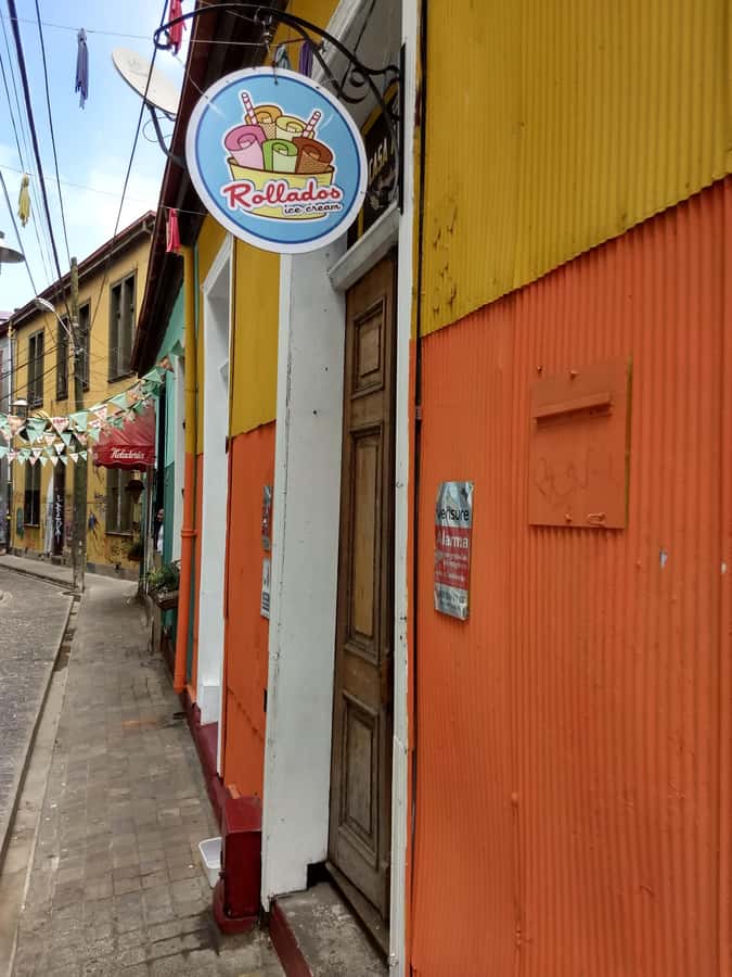 Valparaiso: Street Art, Funiculars and Port City Tour - Piano Staircase, churches, and the feeling of community in the hills