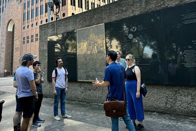 Walking Tour of Houston: History, Architecture, Street Art - Why this 2-hour Houston walk is a smart first-day move
