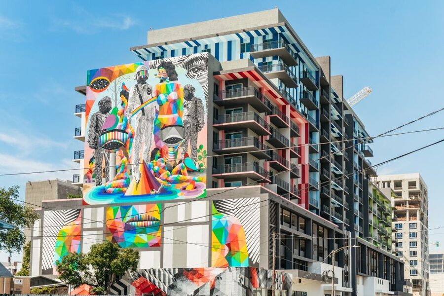 Wynwood Art District 1-Hour Street Art Tour by Golf Cart - How photography works when you’re on a cart